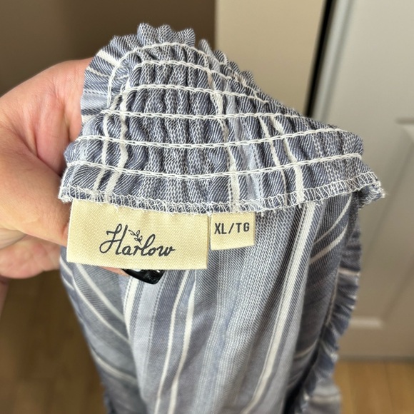 Harlow off the shoulder linen top size XL - Picture 4 of 4